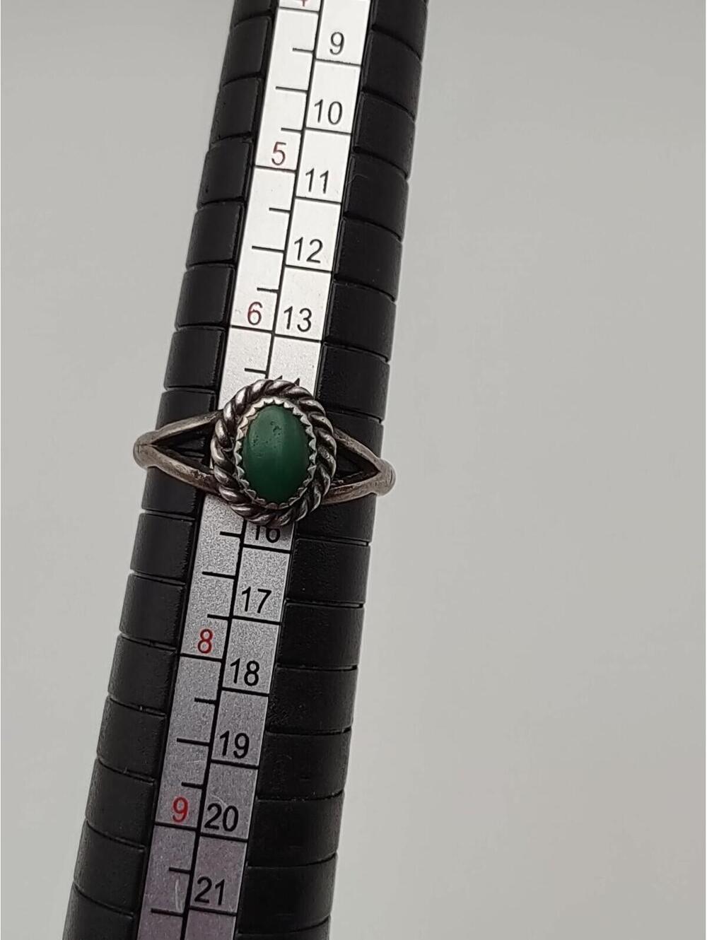 D Whitegoat Navajo Sterling Silver Green Stone Ring Sz 6.75 - Picture 4 of 5